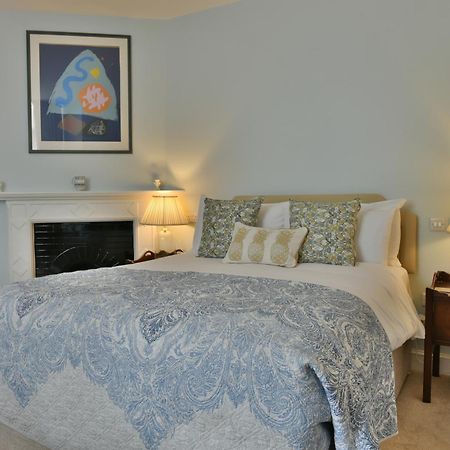 Bed and breakfast The Loddon Swan Extérieur photo