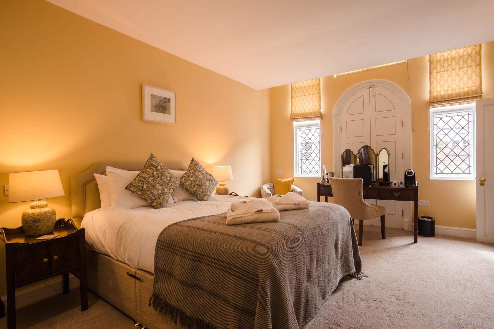 Bed and breakfast The Loddon Swan Extérieur photo