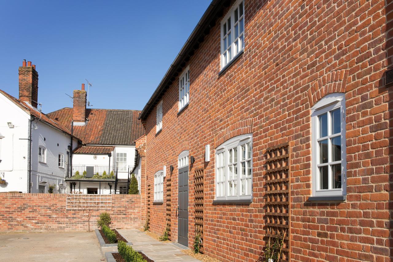 Bed and breakfast The Loddon Swan Extérieur photo